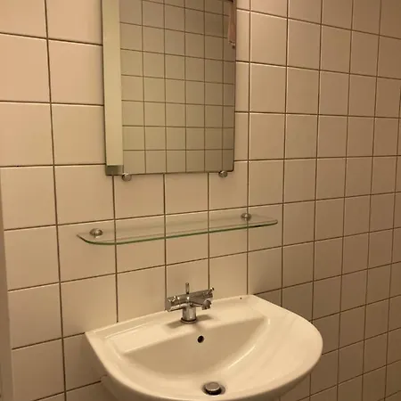400 M From Metro Modern Cozy Apartmán *